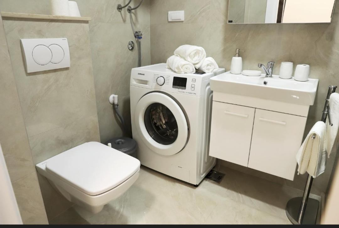 Studio Apartment, 5 Minutes To The Beach Бар Экстерьер фото
