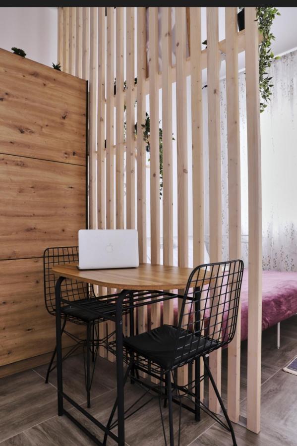 Studio Apartment, 5 Minutes To The Beach Бар Экстерьер фото